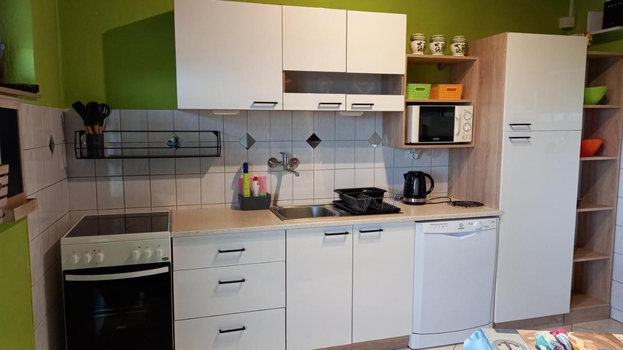 Apartmani Leko Mirjana Baska Voda Exterior photo